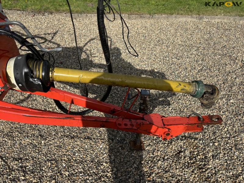 Kuhn GA 7822 rotary rake 34