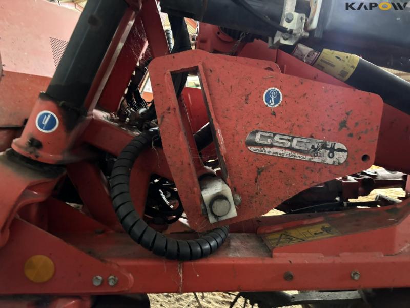 Kuhn GF 13012 DigiDrive tedder 28
