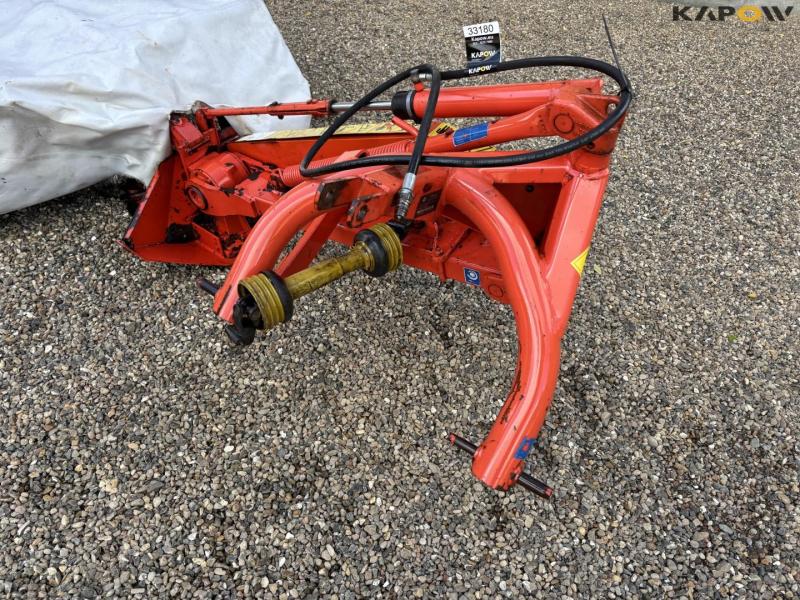 Kuhn GMD55 disc mower 9