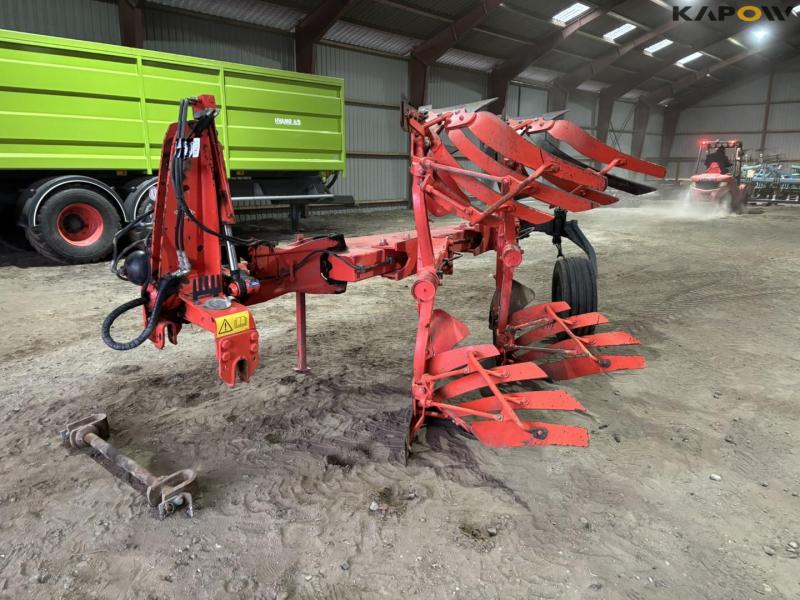 Kuhn multi-master 152 AV 2 furrow front plough 1