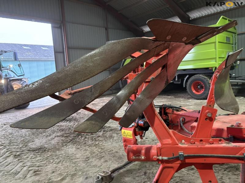 Kuhn multi-master 152 AV 2 furrow front plough 36