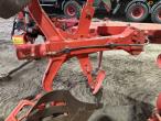 Kuhn multi-master 152 AV 2 furrow front plough 35