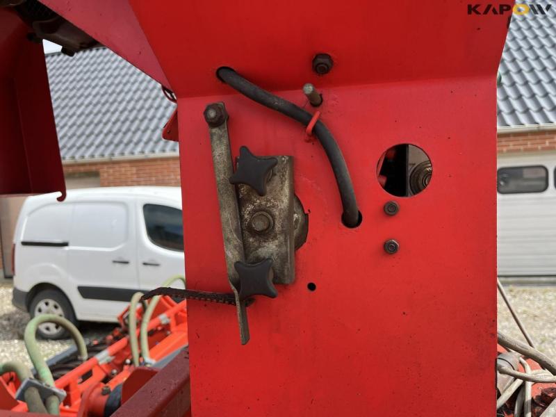 Kuhn Optimer 503 R disc harrow with seed drill 26