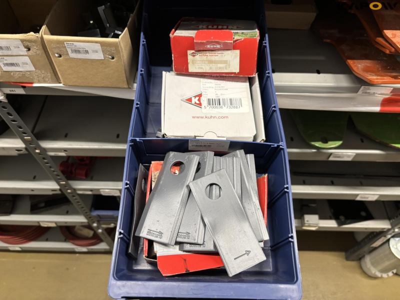 Kuhn spare parts - new 15