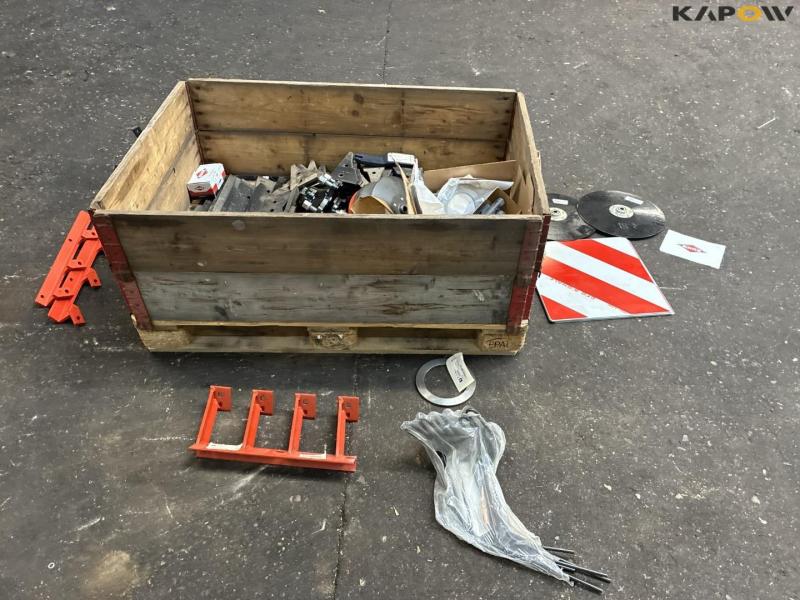 Kuhn Spare Parts 4