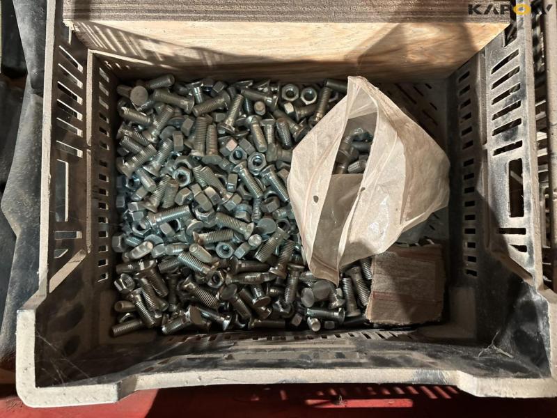 Kuhn wear parts for plow 10