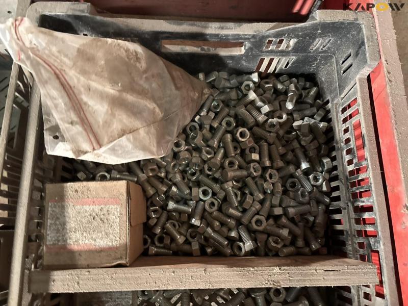 Kuhn wear parts for plow 13