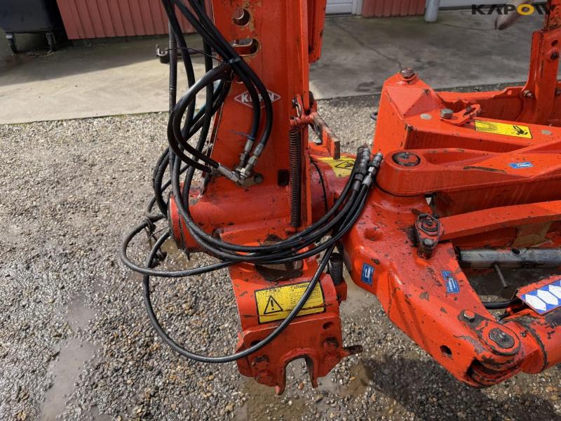 Kuhn Vari-Master 151 5 furrow plough 11