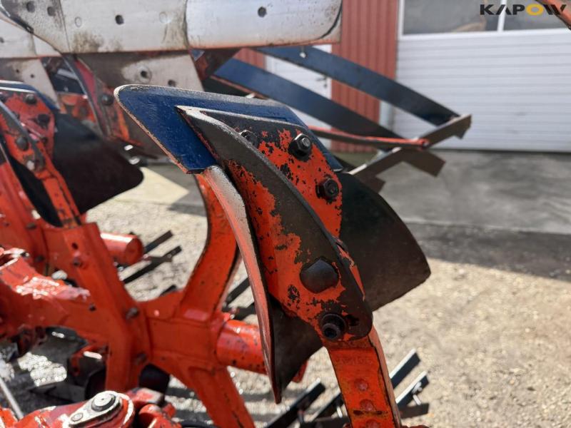 Kuhn Vari-Master 151 5 furrow plough 27