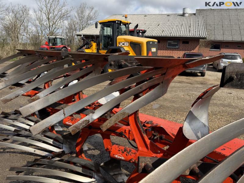 Kuhn Vari-Master 151 5 furrow plough 39