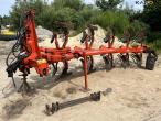 Kuhn Vari-Master 151 5 furrow reversible plough 1