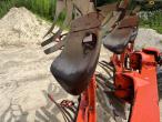 Kuhn Vari-Master 151 5 furrow reversible plough 31