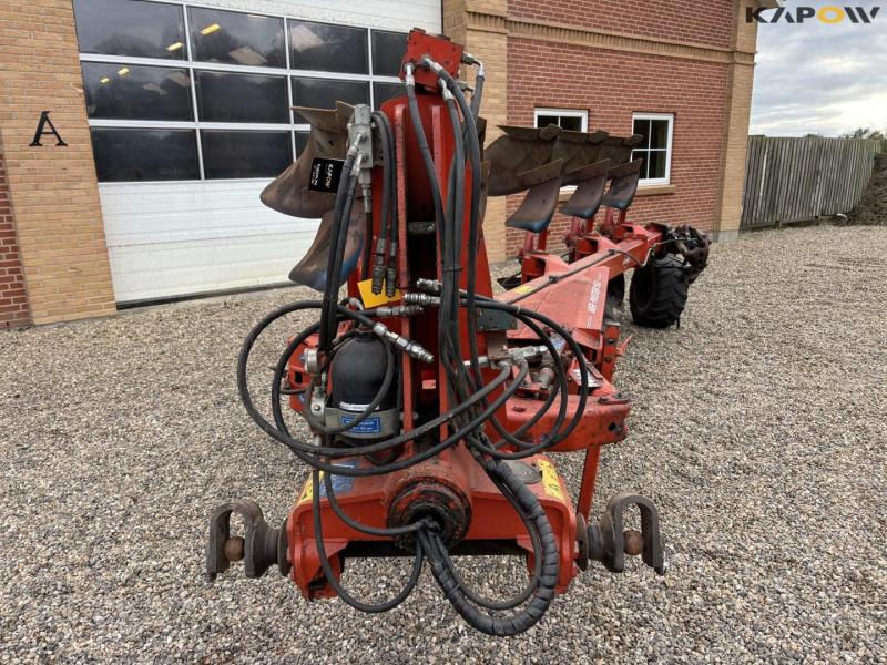 Kuhn Vari-Master 152 5 furrow plough 16