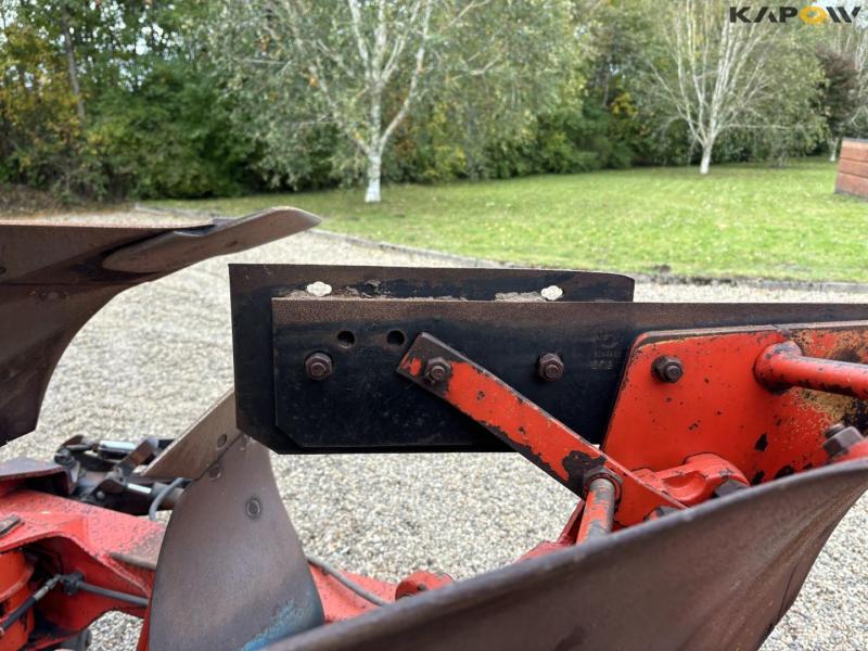 Kuhn Vari-Master 152 5 furrow plough 23