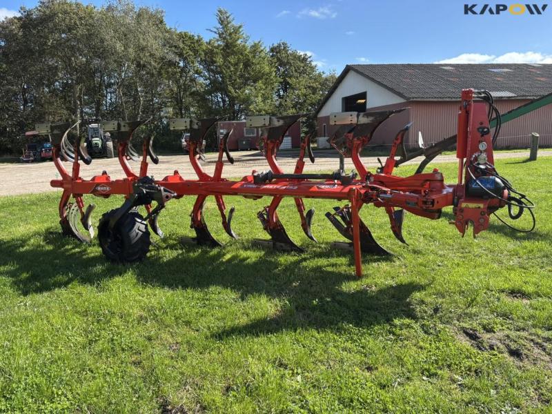 Kuhn Vari-Master 152 rake reversible plough 4
