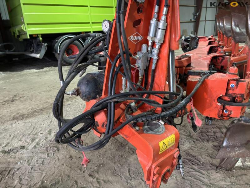 Kuhn vario-master 153 5 furrow plough 12