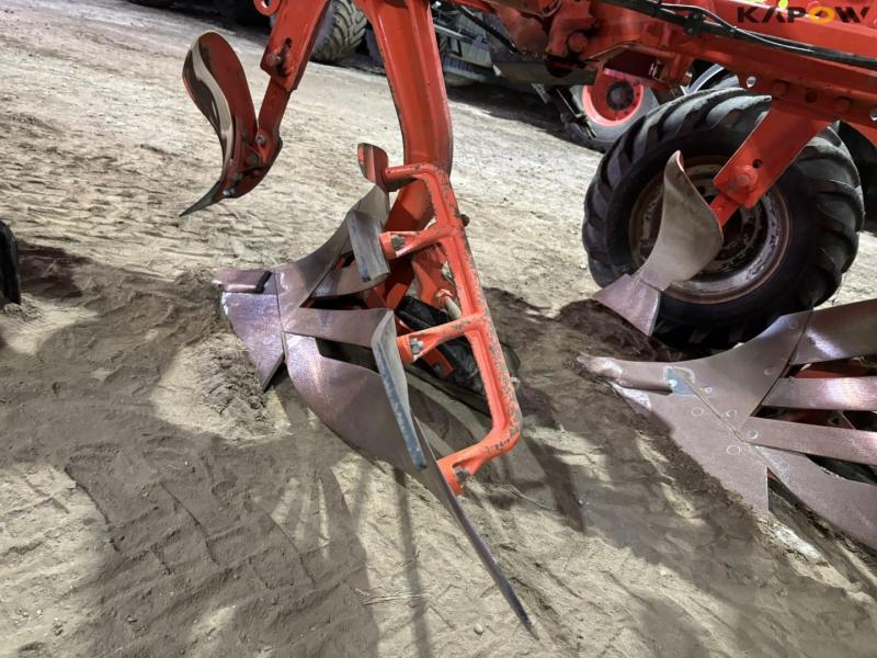 Kuhn vario-master 153 5 furrow plough 42