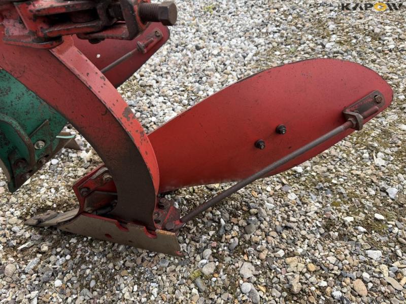 Kverneland 100-30 7 furrow reversible plough 49