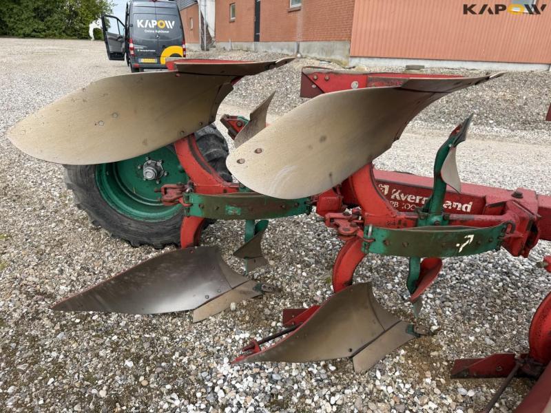 Kverneland 100-30 7 furrow reversible plough 51
