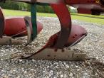 Kverneland 100-30 7 furrow reversible plough 44