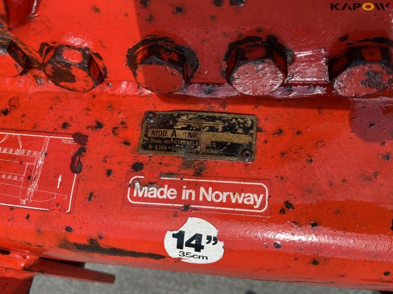 Kverneland 3 furrow plough 12