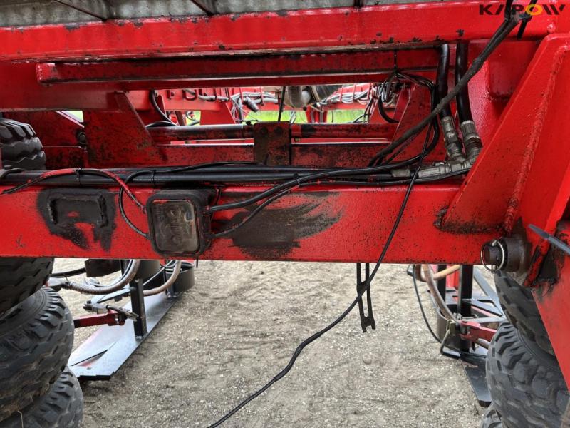 Kverneland Accord + Einböck Seed Machine + Snail 51