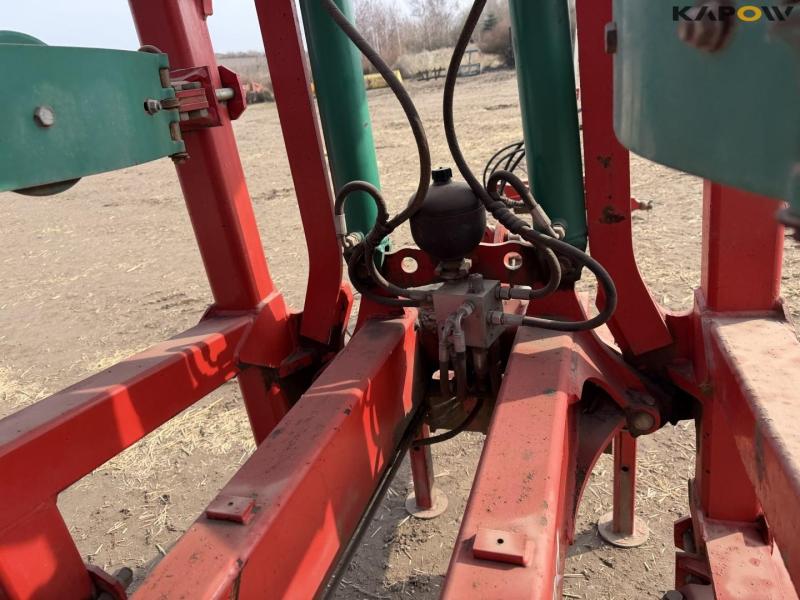 Kverneland CTC stubble harrow 27
