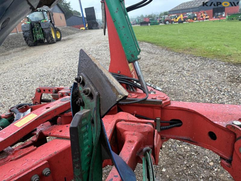 Kverneland EG 100-300 5 furrow plow with pakomat 25