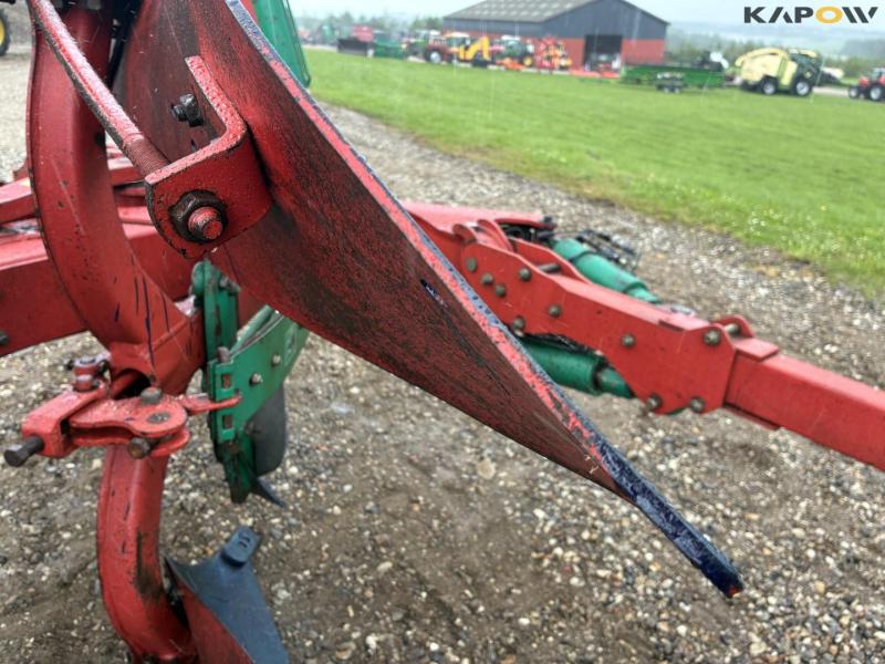 Kverneland EG 100-300 5 furrow plow with pakomat 26