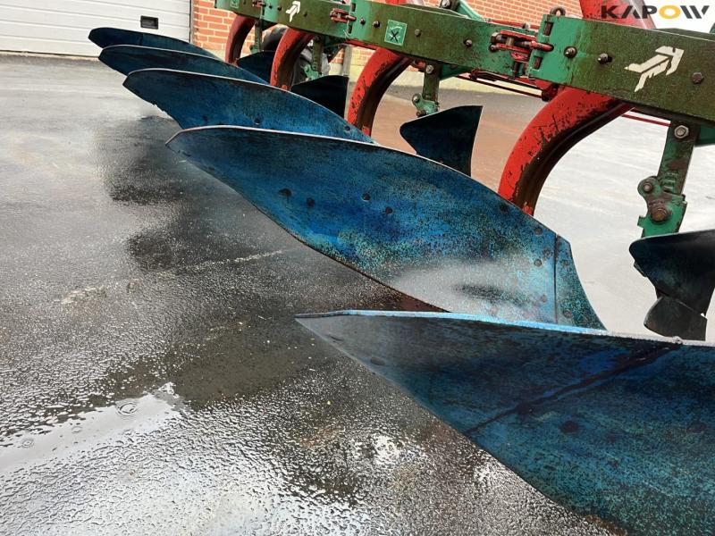 Kverneland EG100 5 furrow plough 27