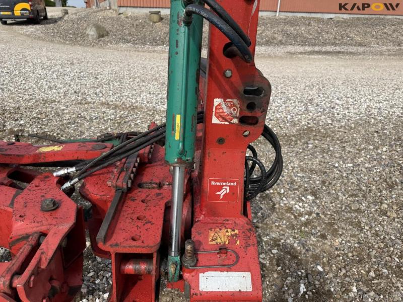 Kverneland EG100 furrow plough 17