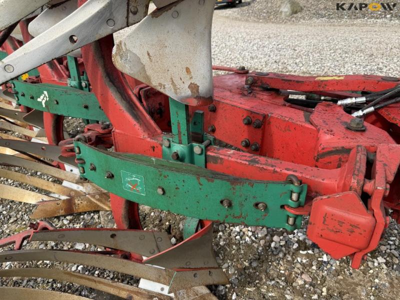 Kverneland EG100 furrow plough 40
