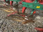 Kverneland EG100 furrow plough 35