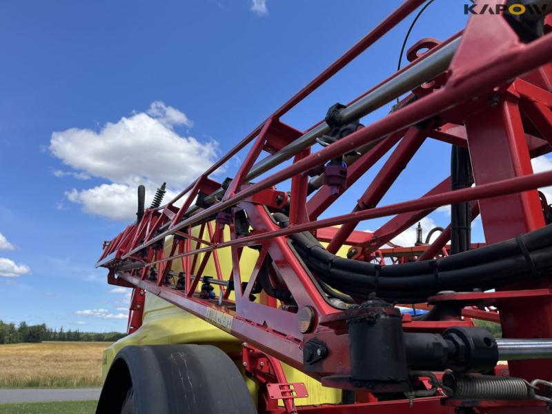 Kverneland iXtrack C50 with 24 meter boom 30