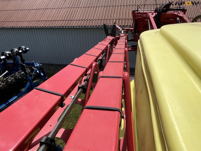 Kverneland iXtrack C50 with 24 meter boom 39