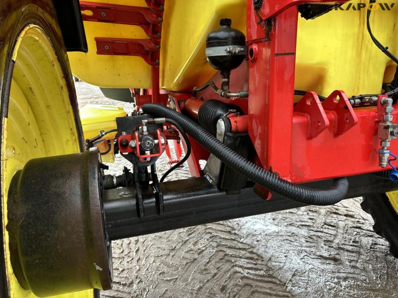 Kverneland IXtrack C60 sprayer 22