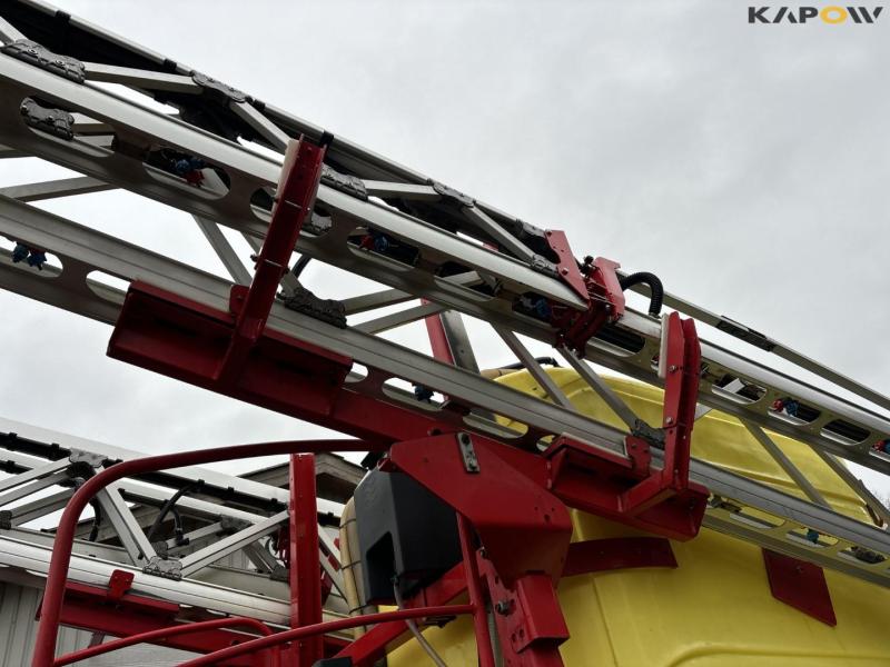 Kverneland IXtrack C60 sprayer 34