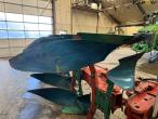 Kverneland LD100 plow 15