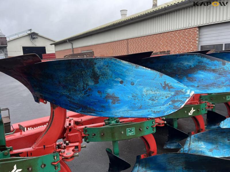 Kverneland PG100 7 furrow reversible plough 21