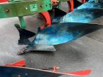 Kverneland PG100 7 furrow reversible plough 13