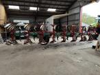 Kverneland PG100 8 furrow plough 3