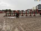 Kverneland PG100 8 furrow plough 71
