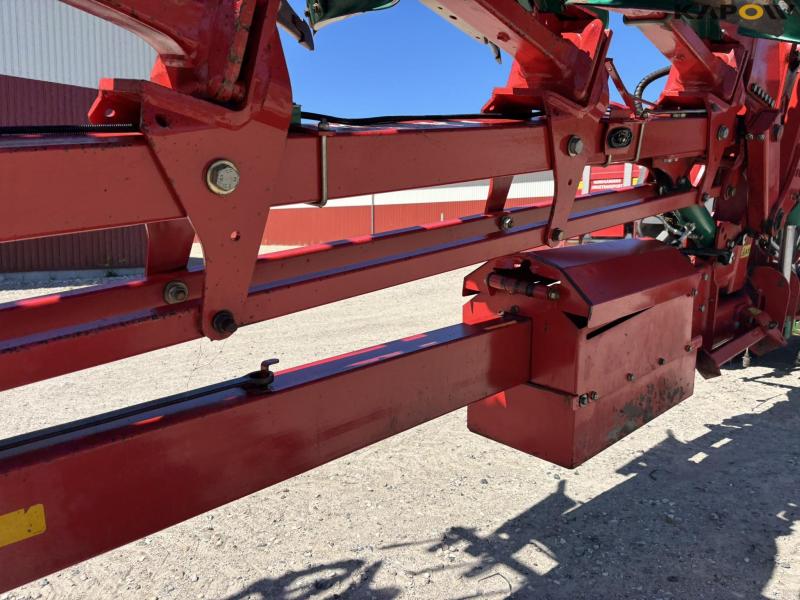 Kverneland PW 100 8 furrow reversible plough 36
