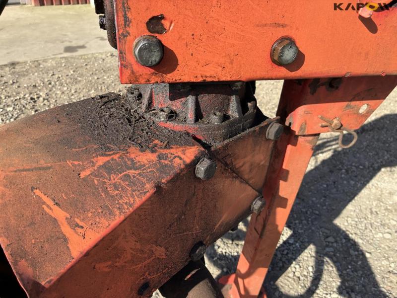 Kverneland taarup 338b/328E seeding set with front mower 27