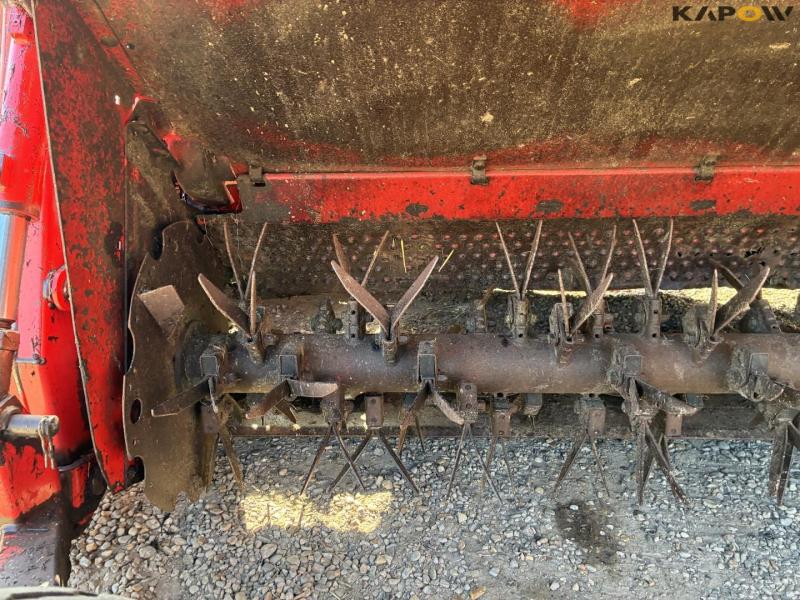 Kverneland taarup 338b/328E seeding set with front mower 38