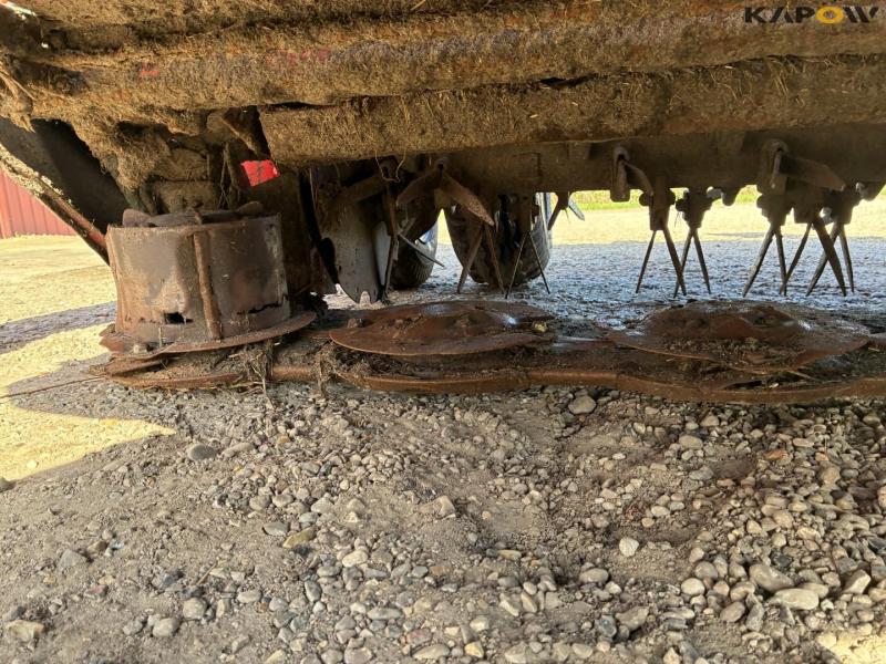 Kverneland taarup 338b/328E seeding set with front mower 46