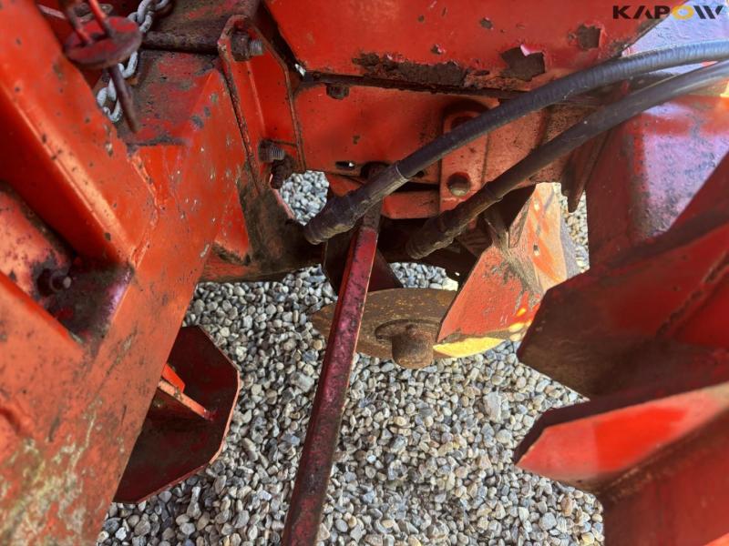 Kverneland UN 3200 potato planter 22