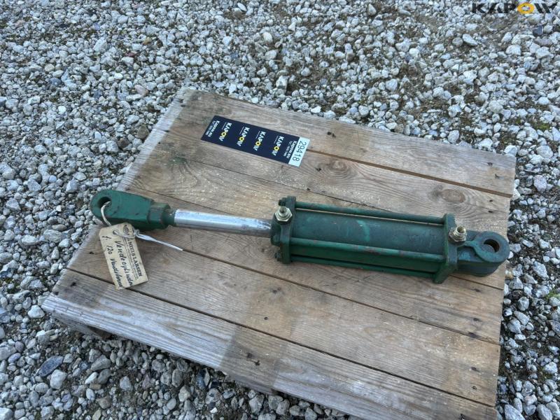 Kverneland turning head cylinder - new 3