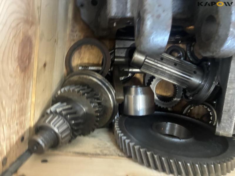 Leg for Valtra T171/ PTO housing unknown 19