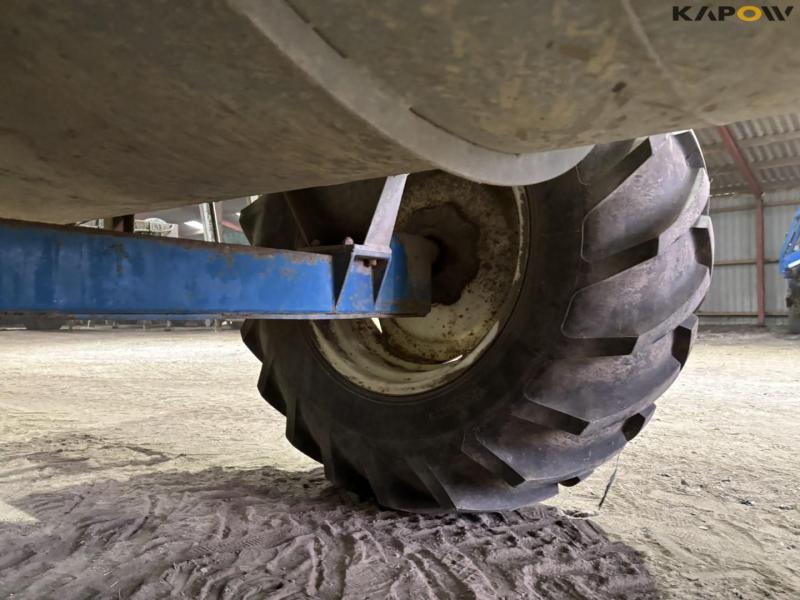 The Låsby wagon 6000 liters 19